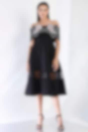 Black Neoprene Strapless Paneled Midi Vacation Dress With Embroidered Wrap by OZEQO at Pernia's Pop Up Shop