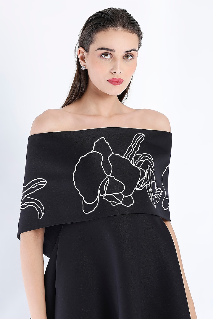 Black Neoprene Strapless Paneled Midi Vacation Dress With Embroidered Wrap by OZEQO at Pernia's Pop Up Shop