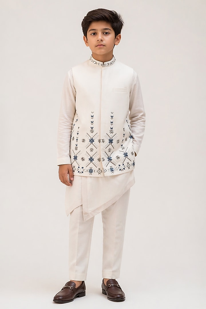 Ivory Linen Embroidered Nehru Jacket Set For Boys by Paarsh - Littles at Pernia's Pop Up Shop