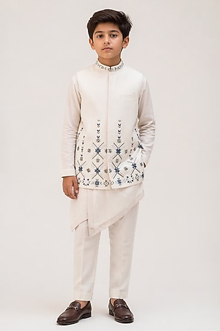 Ivory Linen Embroidered Nehru Jacket Set For Boys by Paarsh - Littles