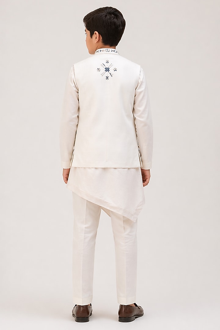 Ivory Linen Embroidered Nehru Jacket Set For Boys by Paarsh - Littles at Pernia's Pop Up Shop