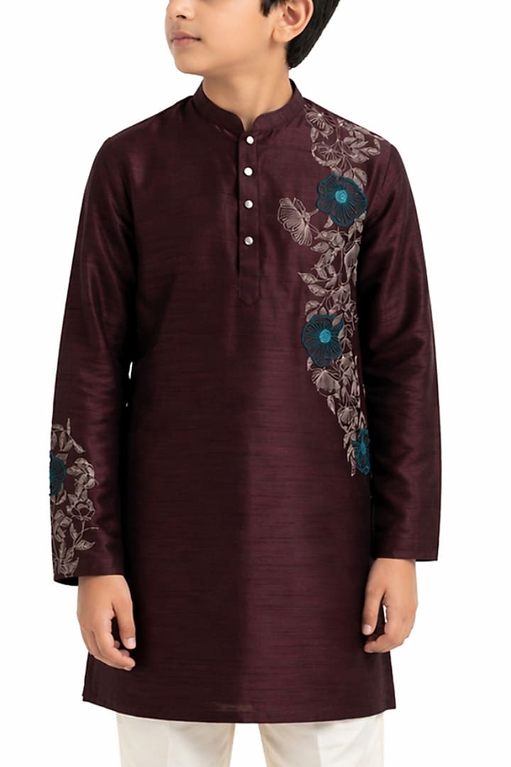 Maroon Linen Embroidered Kurta Set For Boys by Paarsh - Littles at Pernia's Pop Up Shop