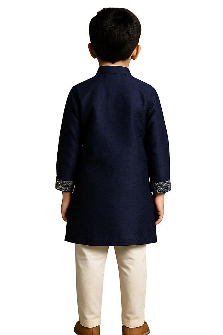 Navy Blue Linen Satin Thread Embroidered Kurta Set For Boys by Paarsh - Littles at Pernia's Pop Up Shop