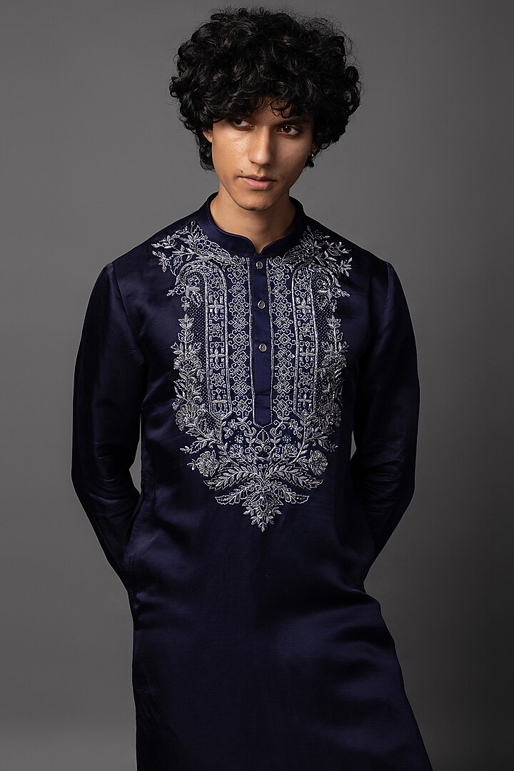 Purple Linen Satin Work Kurta Set by PAARSH at Pernia's Pop Up Shop