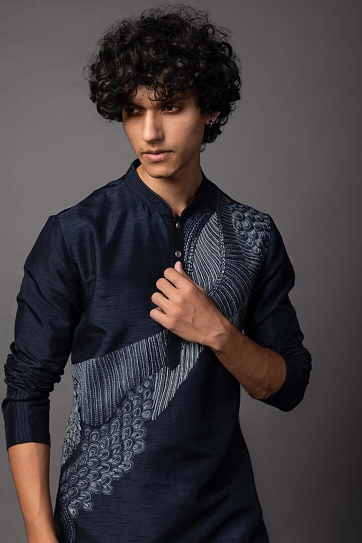 Navy Blue Bam Silk Abstract Embroidered Kurta Set by PAARSH at Pernia's Pop Up Shop