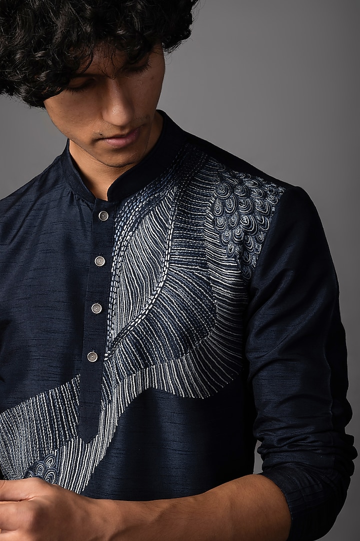 Navy Blue Bam Silk Abstract Embroidered Kurta Set by PAARSH at Pernia's Pop Up Shop