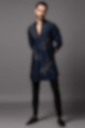 Navy Blue Bam Silk Drangonfly Embroidered Kurta Set by PAARSH at Pernia's Pop Up Shop
