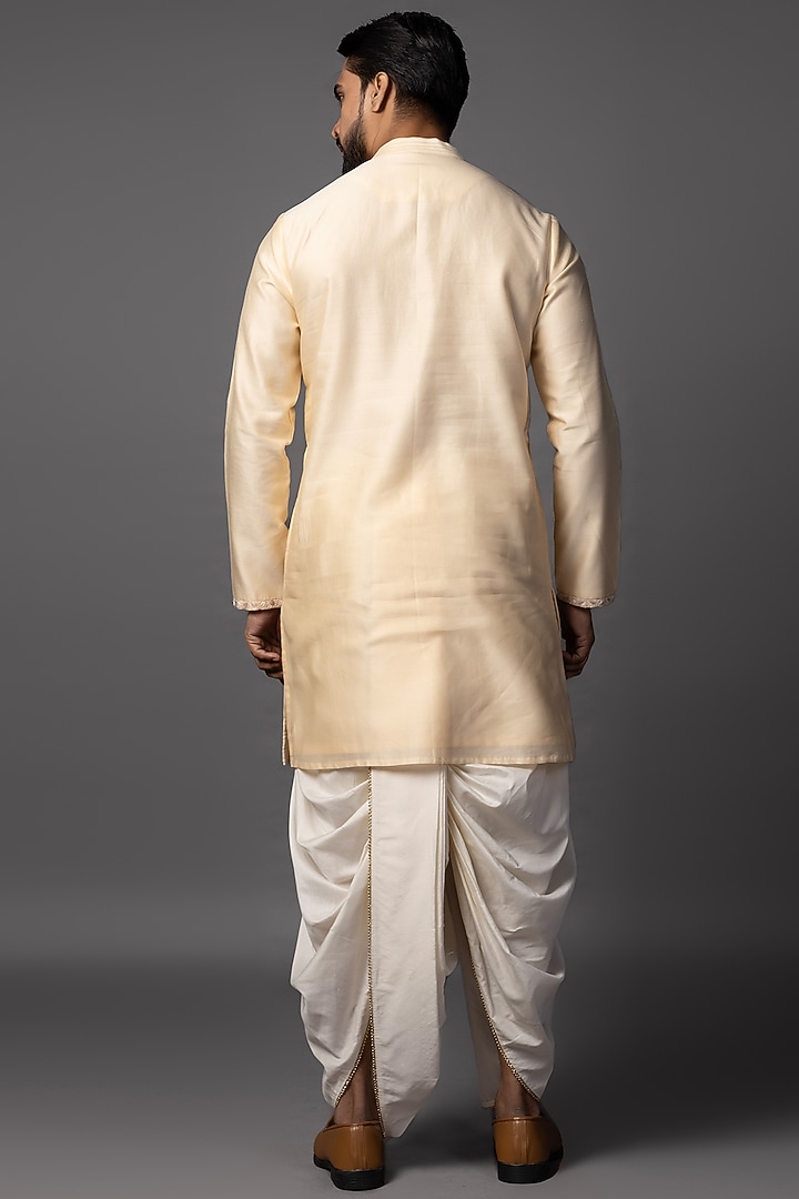Peach Chanderi Resham Embroidered Kurta by PAARSH at Pernia's Pop Up Shop