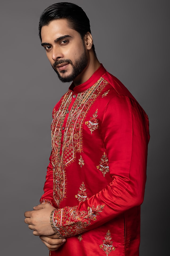 Red Linen Satin Meenakari Embroidered Kurta Set by PAARSH at Pernia's Pop Up Shop