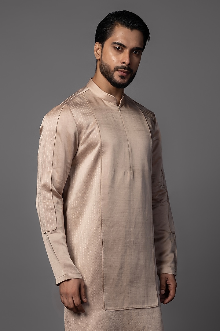 Dusty Pink Linen Satin Pintuck Kurta Set by PAARSH at Pernia's Pop Up Shop