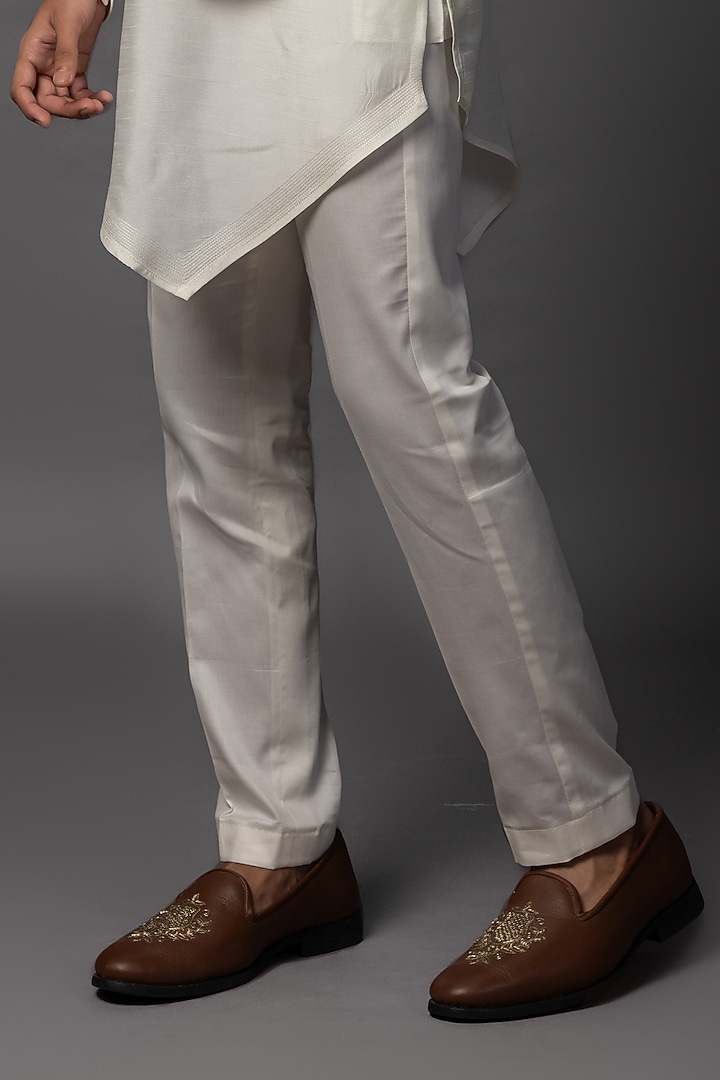 Cream Bam Silk Cutdana Embroidered Nehru Jacket Set by PAARSH at Pernia's Pop Up Shop