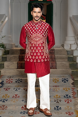 Red Bam Silk Hand Embroidered Bundi Jacket Set by PAARSH