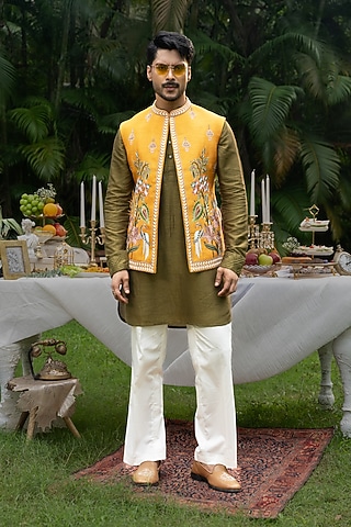 Mustard Yellow Bam Silk Hand Embroidered Bundi Jacket Set by PAARSH