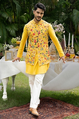 Yellow Organza Hand Embroidered Bundi Jacket Set by PAARSH