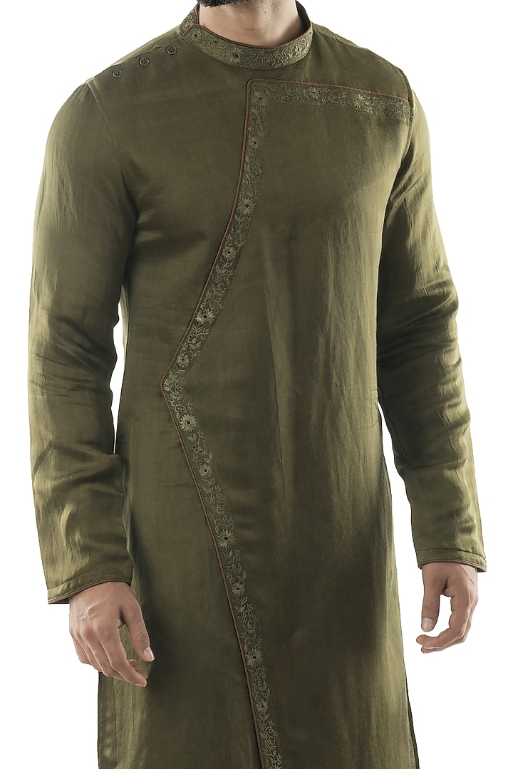 Olive Green Linen Satin Embroidered Kurta Set by PAARSH at Pernia's Pop Up Shop