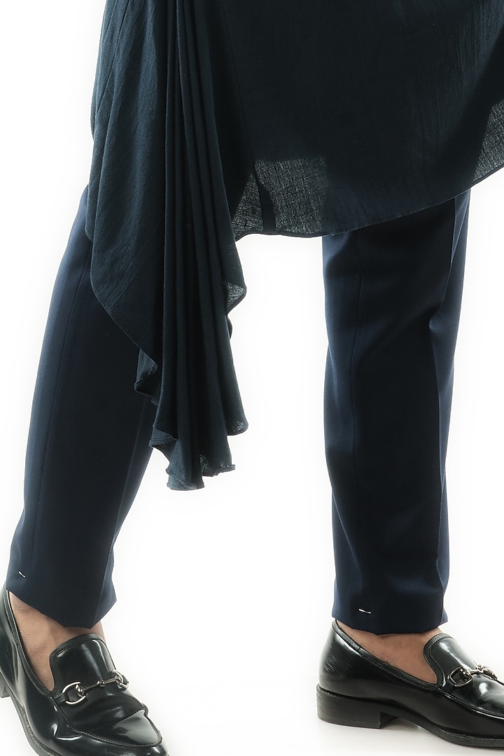 Navy Blue Khadi Draped Kurta Set by PAARSH at Pernia's Pop Up Shop