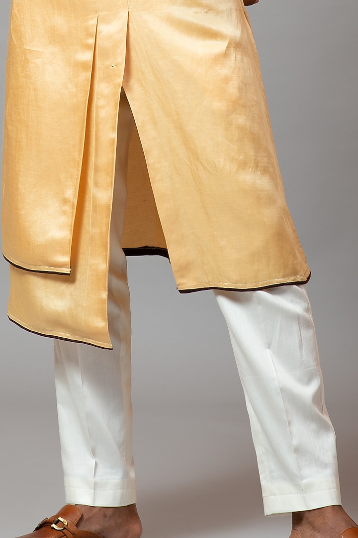Dull Mustard Embroidered Paneled Kurta Set by PAARSH at Pernia's Pop Up Shop