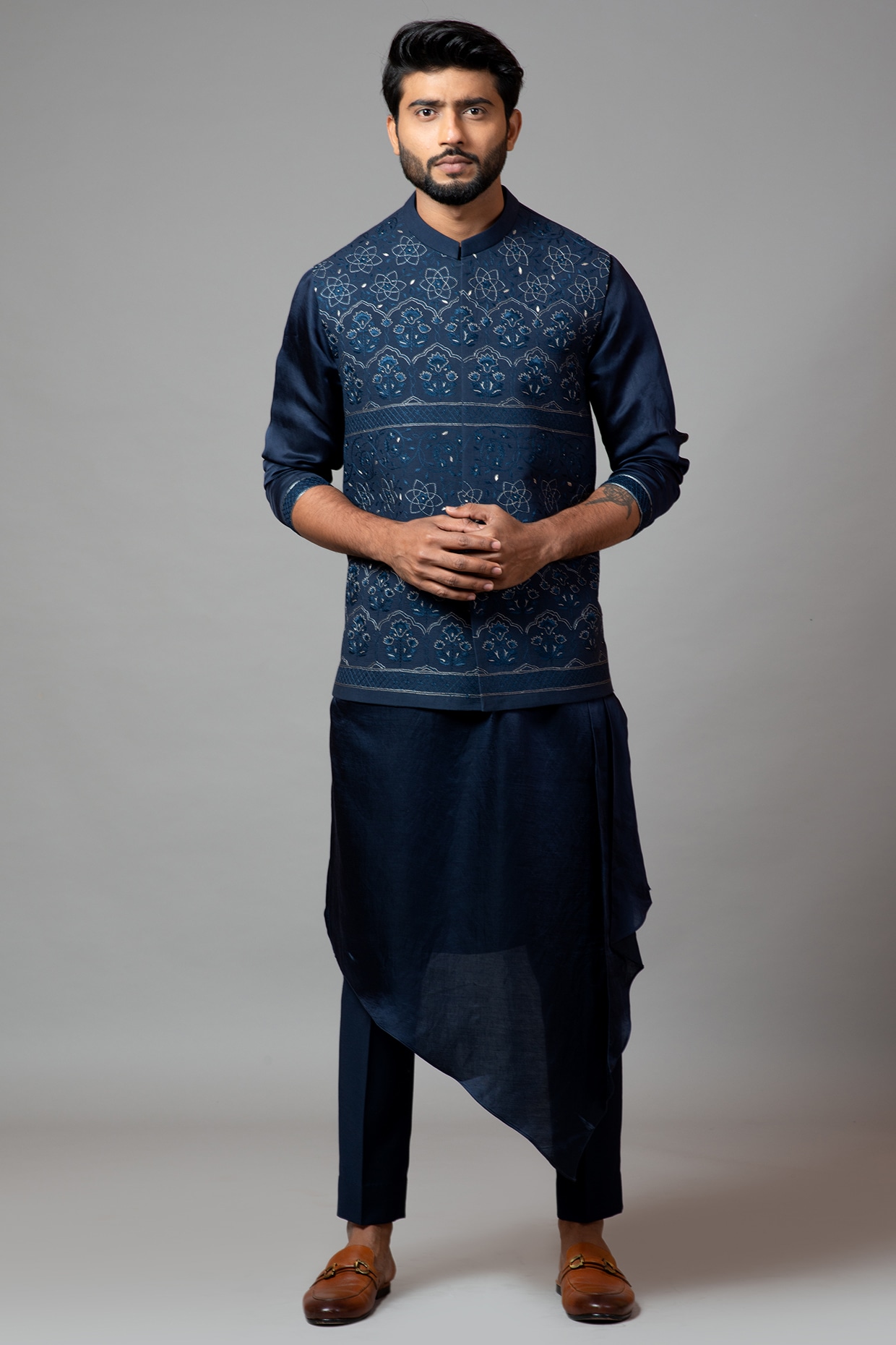 Men White Solid Kurta Pyjama with Blue Embroidered Nehru Jacket – Jompers