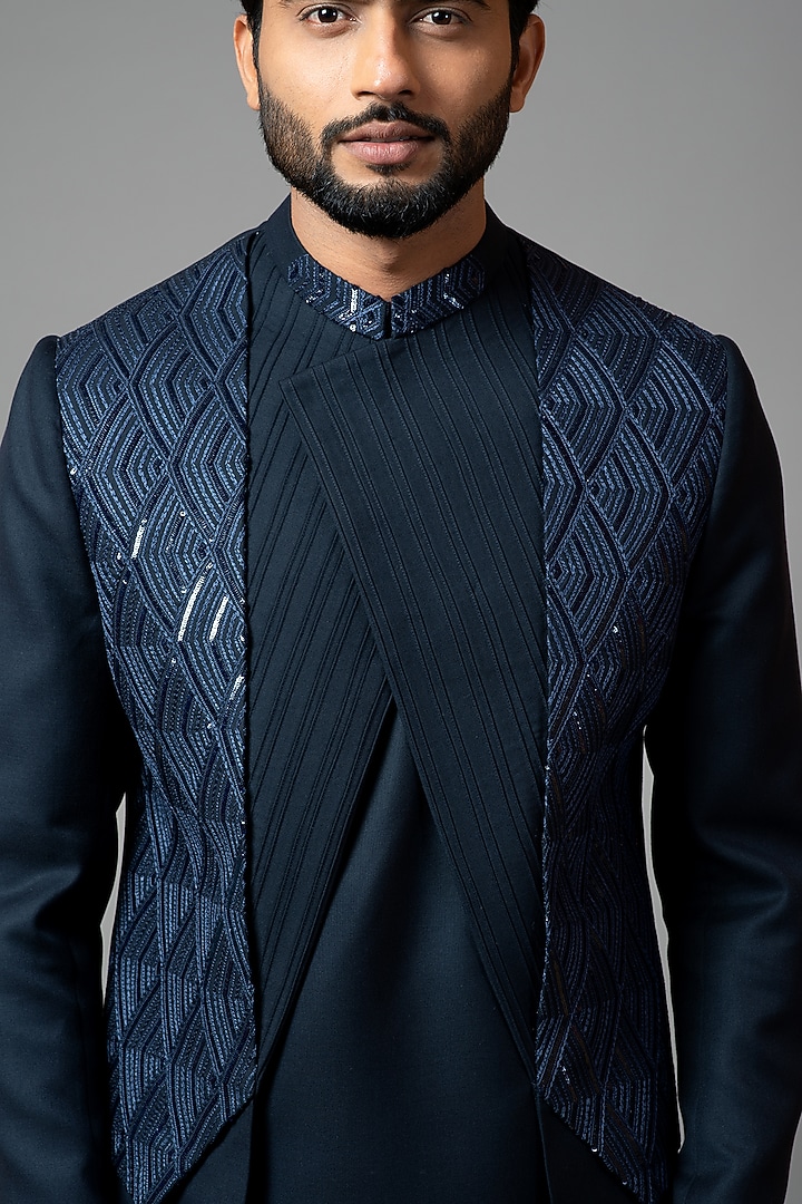 Navy Blue Embroidered Wedding Indowestern Set by PAARSH at Pernia's Pop Up Shop