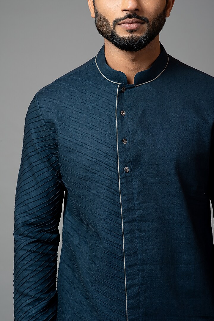 Navy Blue Pintucked Kurta Set by PAARSH at Pernia's Pop Up Shop
