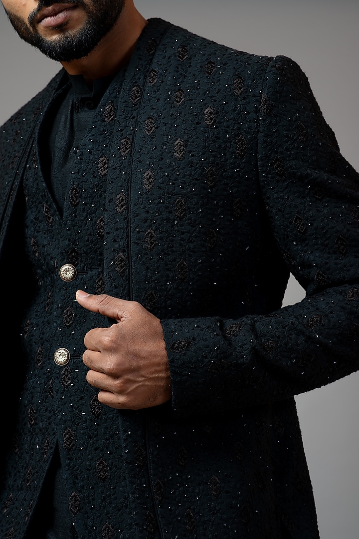Black Kurta Set With Embroidered Indo-Western Jacket by PAARSH at Pernia's Pop Up Shop