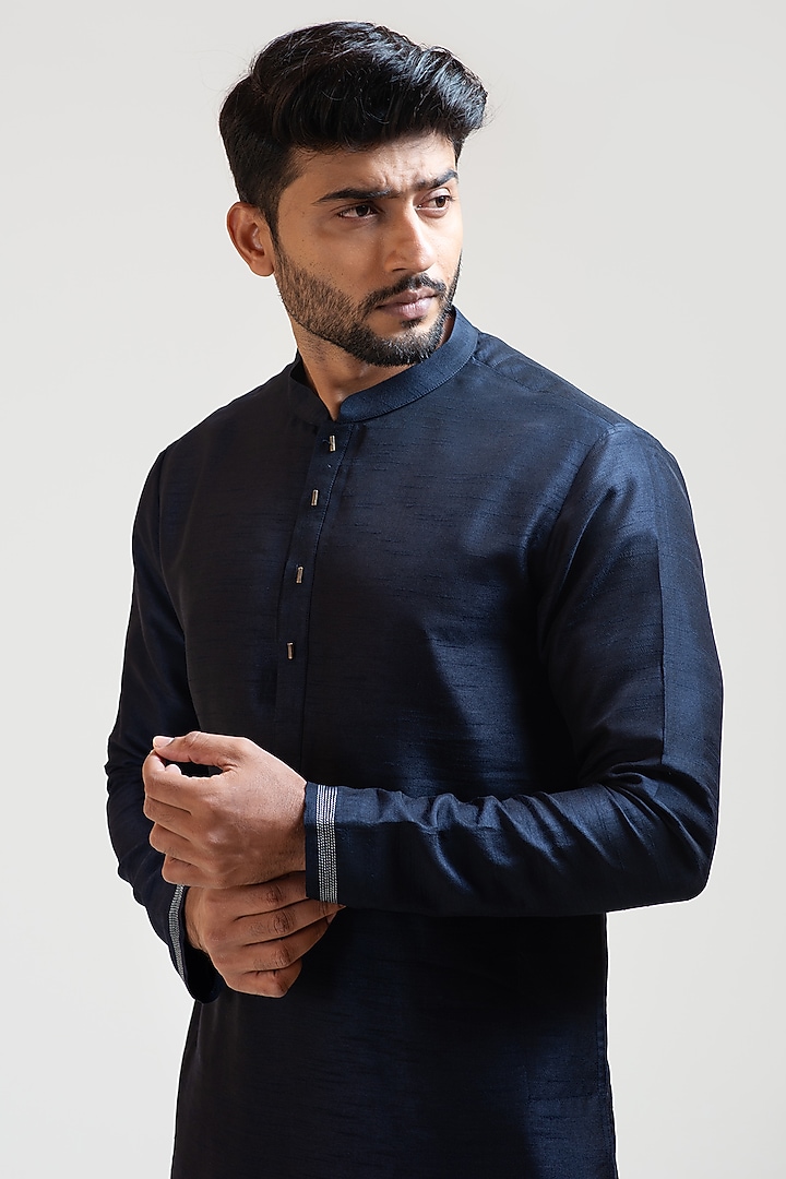 Ink Blue Paneled Kurta Set by PAARSH at Pernia's Pop Up Shop
