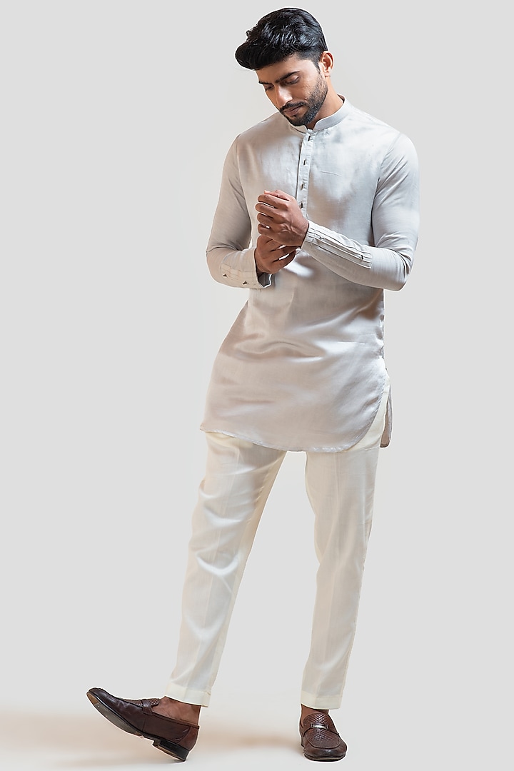 Grey Linen Satin Short Kurta Set by PAARSH at Pernia's Pop Up Shop