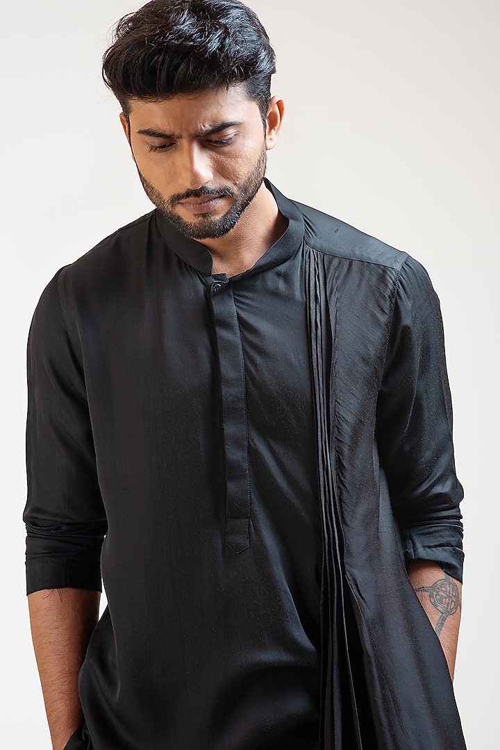 Black Silk Draped Kurta Set by PAARSH at Pernia's Pop Up Shop