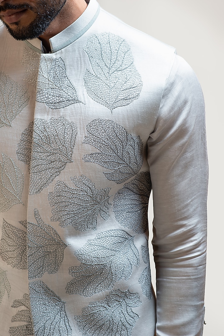 Light Grey Linen Satin Thread Embroidered Nehru Jacket by PAARSH at Pernia's Pop Up Shop