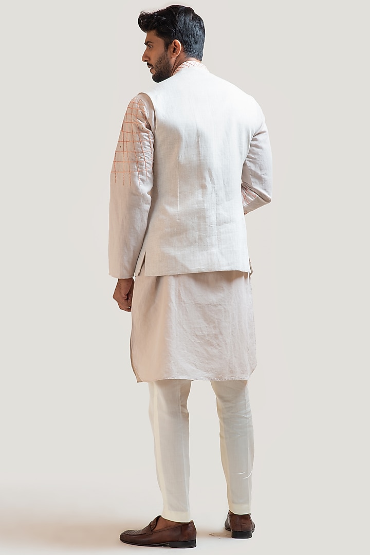 Light Grey Kurta Set With Embroidered Nehru Jacket by PAARSH at Pernia's Pop Up Shop