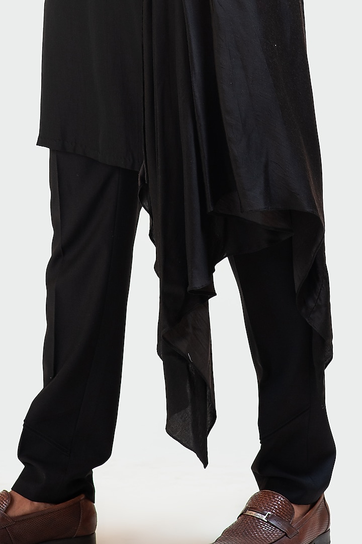 Black Suiting Honeycomb Embroidered Nehru Jacket by PAARSH at Pernia's Pop Up Shop