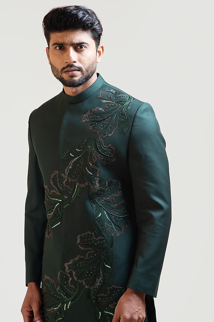 Green Embroidered Indo-Western Jacket Set by PAARSH at Pernia's Pop Up Shop
