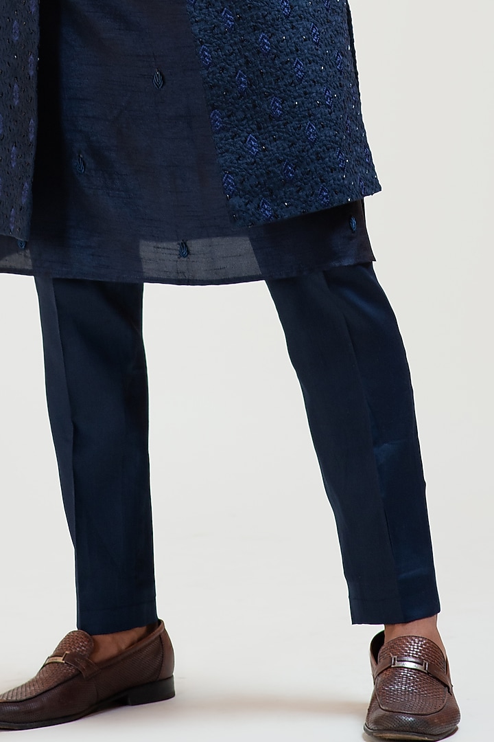 Navy Blue Embroidered Wedding Indowestern Jacket Set by PAARSH at Pernia's Pop Up Shop