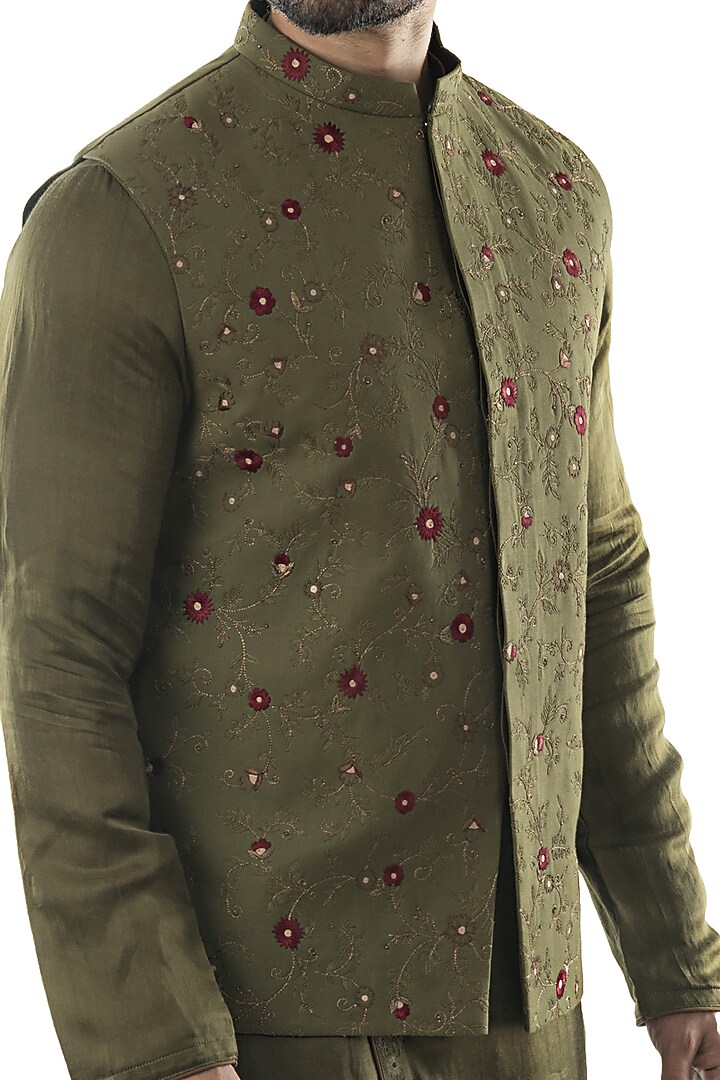 Olive Green Terrycot Thread Embroidered Bundi Jacket Set by PAARSH at Pernia's Pop Up Shop