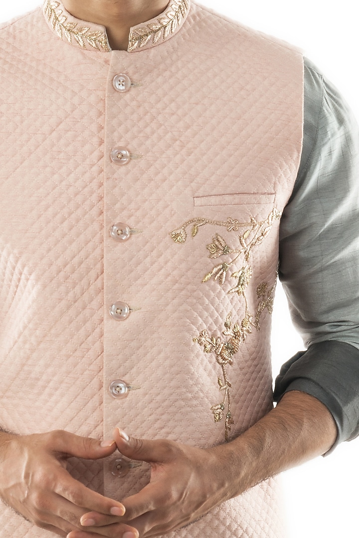 Grey Shaded Kurta Set With Nehru Jacket by PAARSH at Pernia's Pop Up Shop