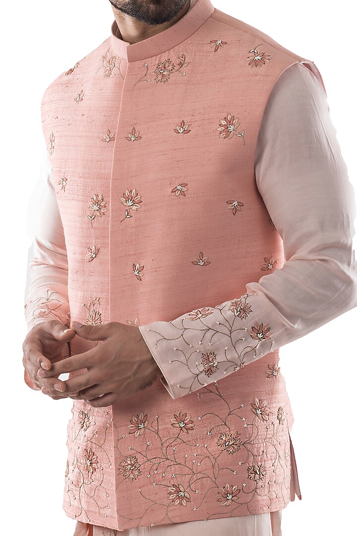 Pearl Pink Embroidered Bundi Jacket by PAARSH at Pernia's Pop Up Shop