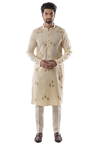 Off-White Embroidered Kurta Set by PAARSH