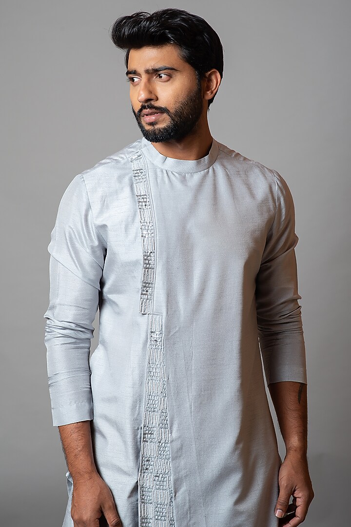 Summer Shower Bamberg Silk Kurta Set by PAARSH at Pernia's Pop Up Shop