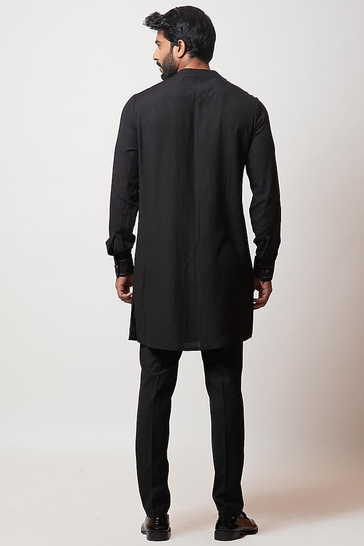 Black Rayon Kurta Set by PAARSH at Pernia's Pop Up Shop