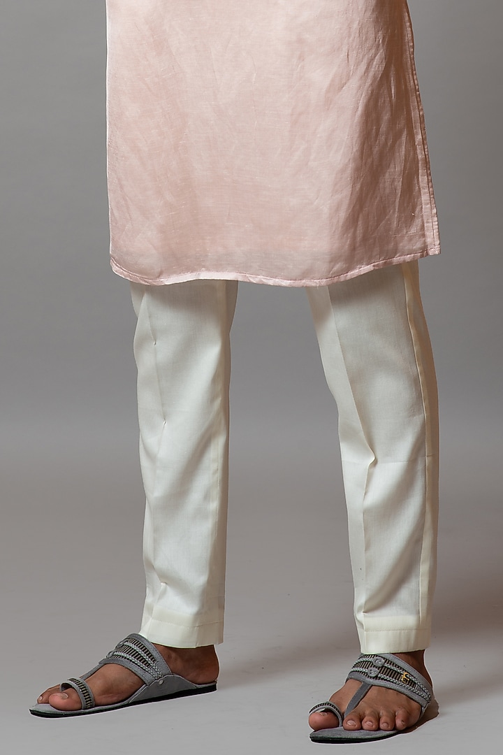 Salmon Pink Linen Satin Kurta Set by PAARSH at Pernia's Pop Up Shop