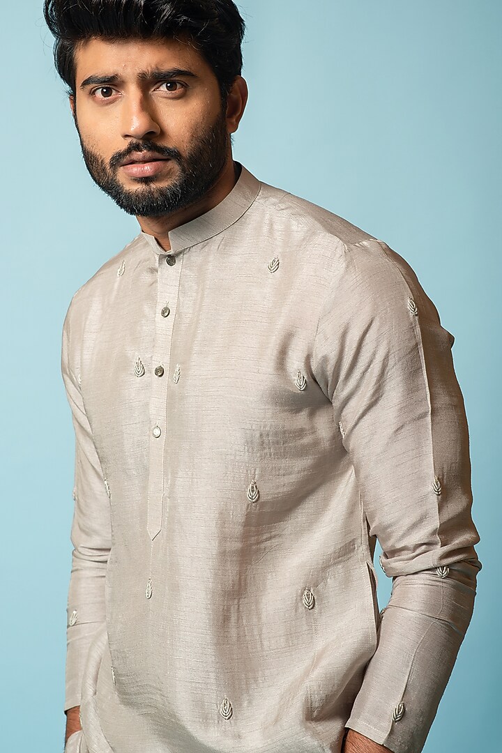 Mirage Grey Bemberg Silk Embroidered Kurta Set by PAARSH at Pernia's Pop Up Shop