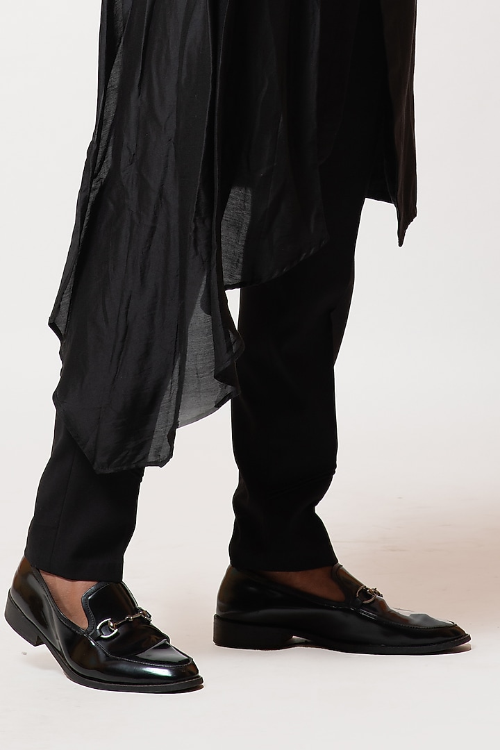 Phantom Black Silk Kurta Set by PAARSH at Pernia's Pop Up Shop