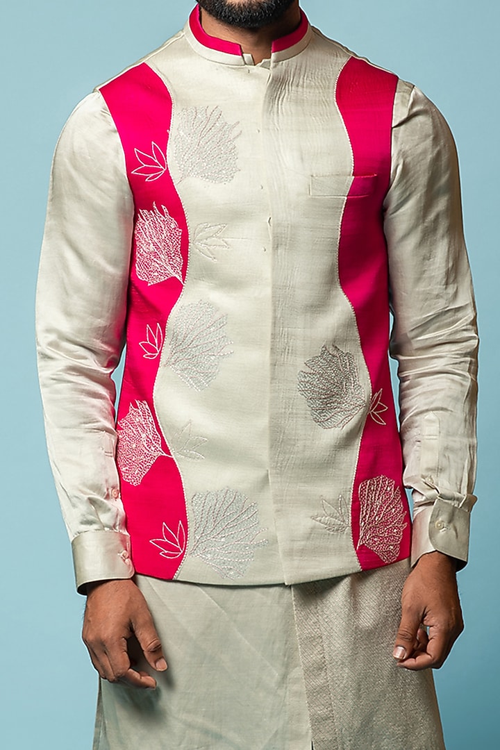 Stringking Grey Embroidered Bundi Jacket by PAARSH at Pernia's Pop Up Shop