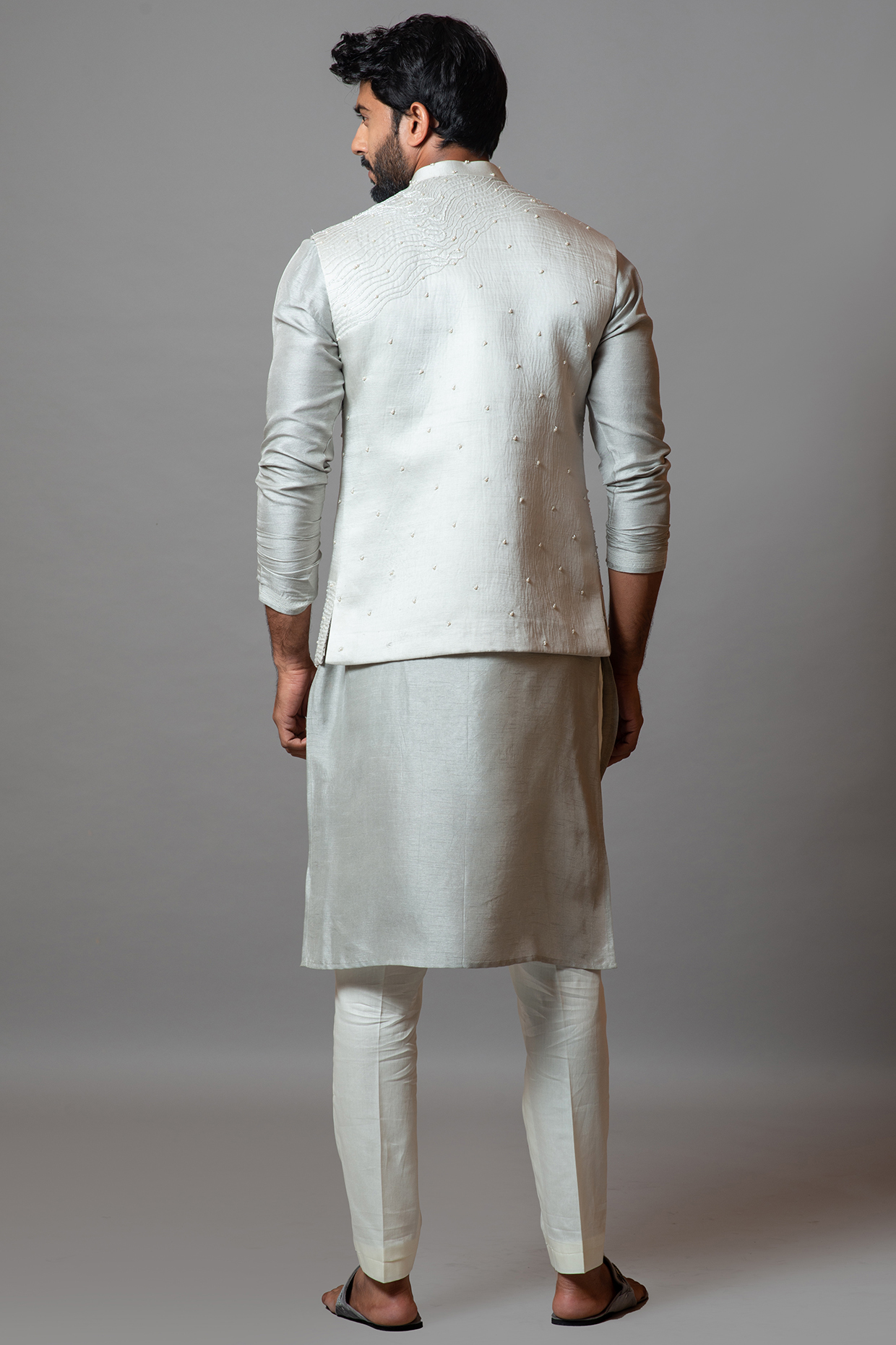 Northern Droplet Bundi Jacket With Kurta Set by PAARSH