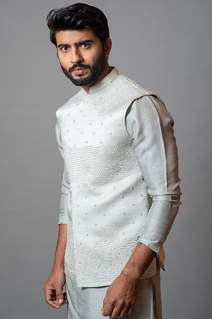 Northern Droplet Bundi Jacket With Kurta Set by PAARSH