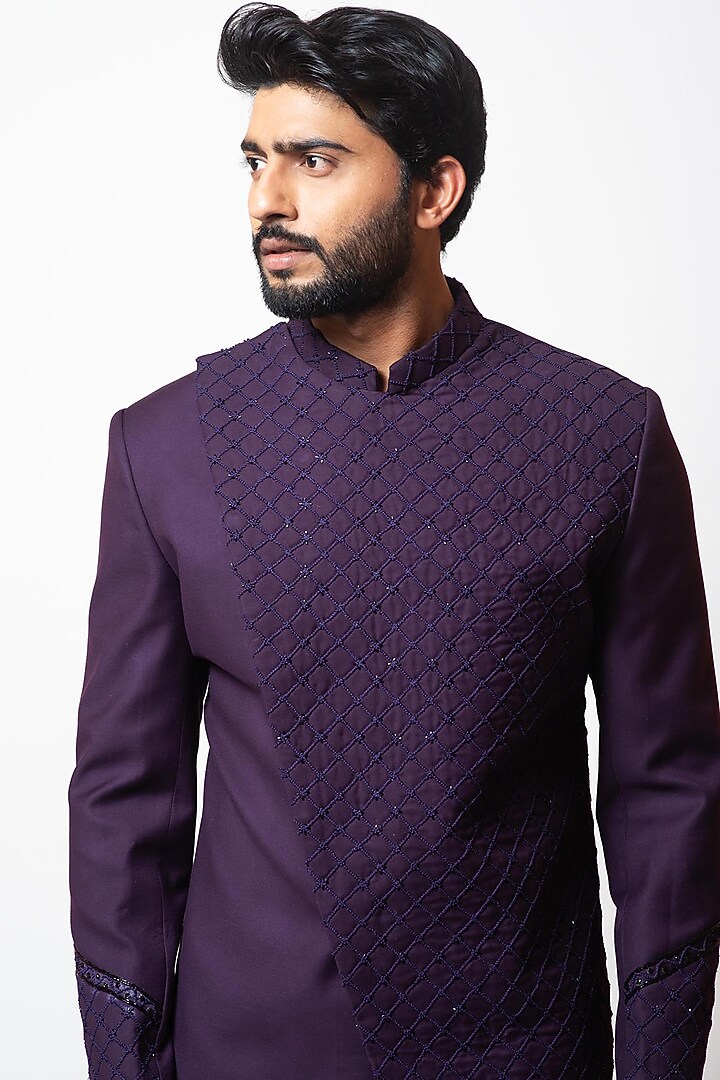 Carisma Purple Embroidered Indo-Western Jacket Set by PAARSH at Pernia's Pop Up Shop