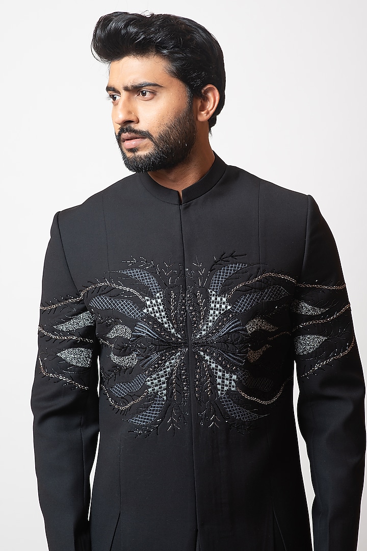 Onyx Black Embroidered Indo-Western Jacket Set by PAARSH at Pernia's Pop Up Shop