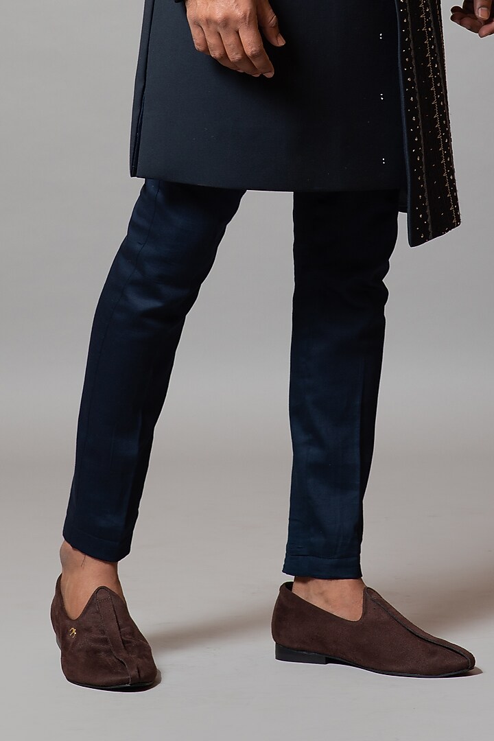 Midnight Navy Embroidered Indo-Western Jacket Set by PAARSH at Pernia's Pop Up Shop