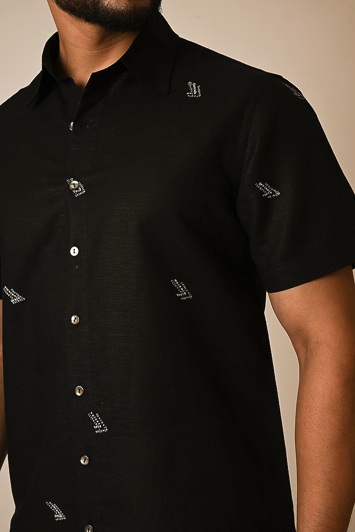 Black Pure Linen Thread Embroidered Party Wear Shirt by PAARSH at Pernia's Pop Up Shop