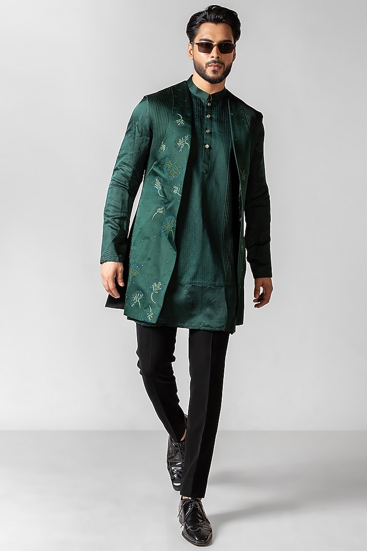 Verdant Green Organza Resham Embroidered Nehru Jacket Set by PAARSH at Pernia's Pop Up Shop
